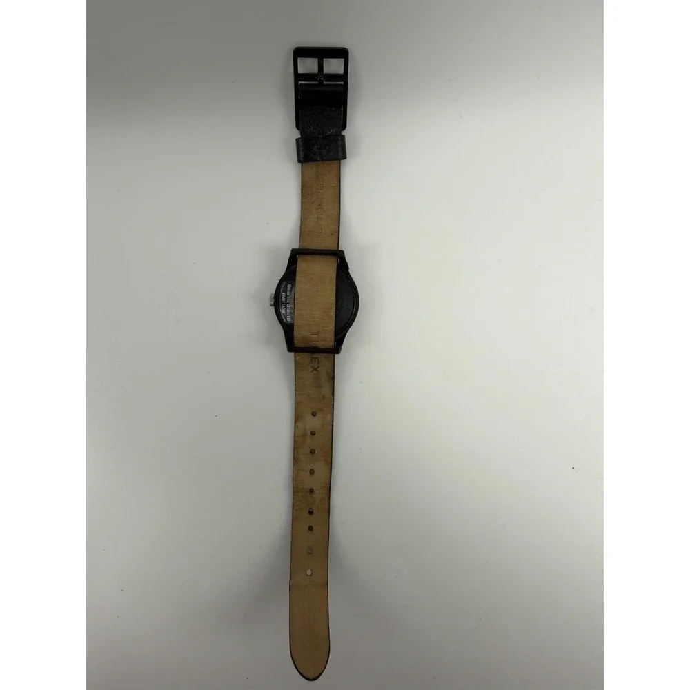 Timex Original Camper TW2T34000 New Battery Ladies Watch 29MM 6.5